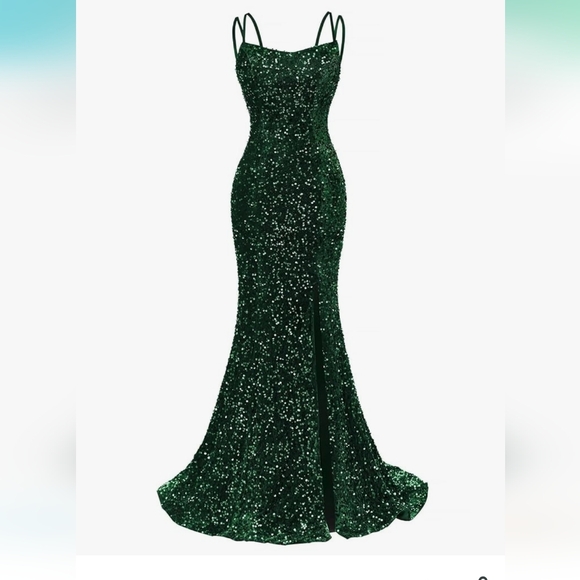 NWT Emerald Green Sequin Mermaid Spaghetti Straps Sparkly Formal Evening Gown - Picture 1 of 6